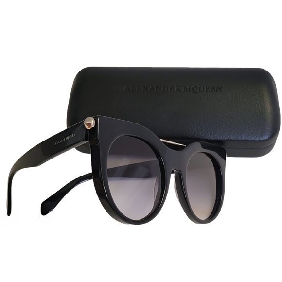 ALEXANDER MCQUEEN Oversized Black  Sunglasses Silver Metal Accent - Picture 5 of 9